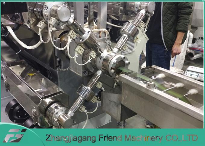 Máquina artificial del extrusor del perfil 15KW PE de los muebles de la rota 0