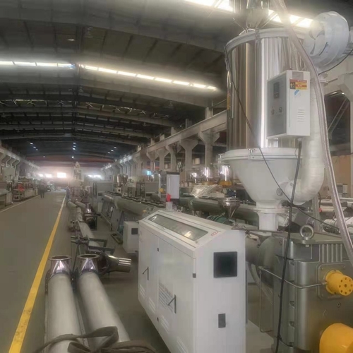 Últimos blogs de la empresa sobre Con la mejora de la competitividad, nuestra cadena de producción del tubo del PVC será diferente