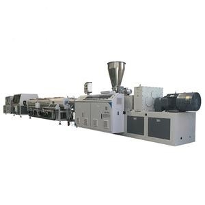 Un buen precio. protuberancia del tubo del drenaje del Pvc 150r/Min que hace máquina el extrusor plástico en línea
