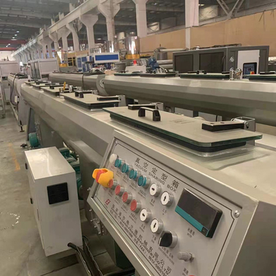 Un buen precio. máquina plástica Eco sostenible del tubo del LDPE de 110m m amistoso en línea