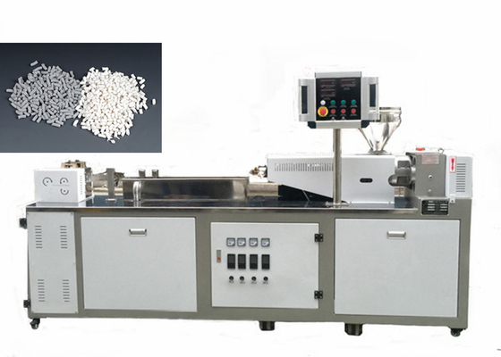 Calidad máquina plástica de la nodulizadora de la salida 1-3kg/H para el laboratorio Masterbatch que hace color gris Fábrica