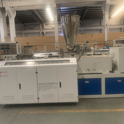 Good price Máquina plástica doble cónica del tubo del extrusor de tornillo 45RPM en línea