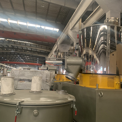 Un buen precio. el composición del PVC de 6m m pulveriza la máquina plástica del mezclador completamente automática en línea