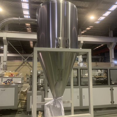 Un buen precio. Máquina caliente Masterbatch de la nodulizadora del PVC del corte del tornillo gemelo cónico en línea