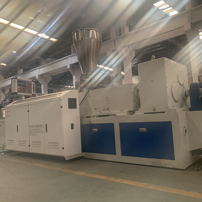 línea plástica de la protuberancia del tornillo gemelo cónico 400kg/H 2