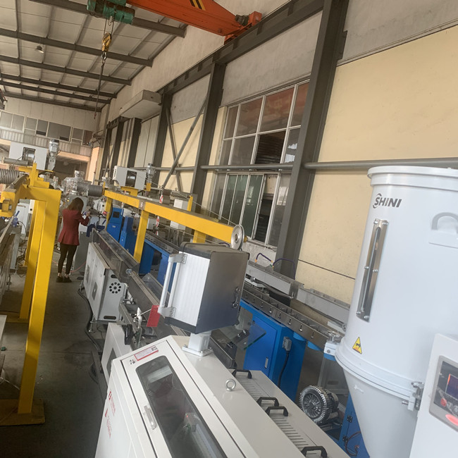 impresora industrial 3D Filament Machine Extruder del ABS de la longitud 12kg/H del 17m 1