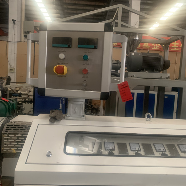 Máquina plástica del extrusor del inversor 400kg/H de ABB con el solo tornillo 2