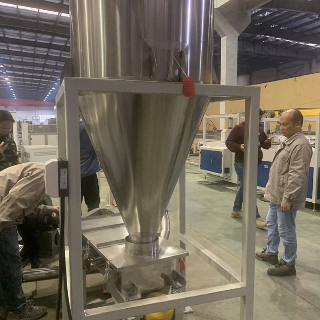 Línea caliente control automático de la granulación del PVC del corte 250kg/H 2