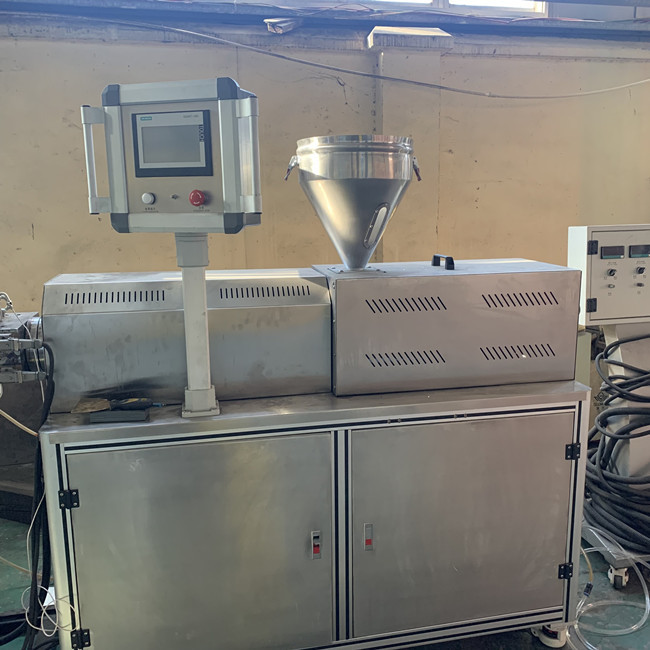 resistencia a la corrosión plástica de la máquina del extrusor del laboratorio del tornillo de 35m m 4