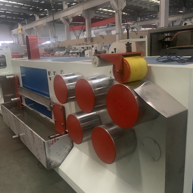 1 a 2/4 máquina plástica de la correa que embala, ACARICIA la cadena de producción plástica de la correa 2000kg/H 4