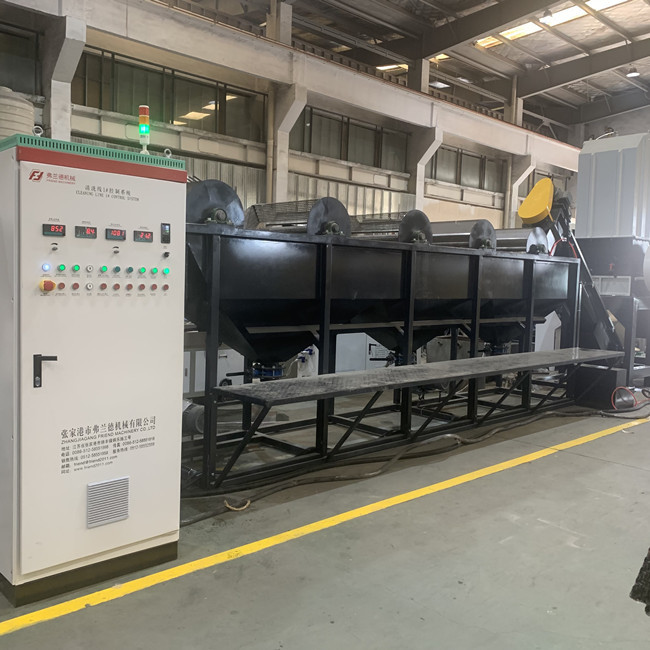 300kg/H línea de reciclaje plástica inútil control del PLC con la función de Washsing 2
