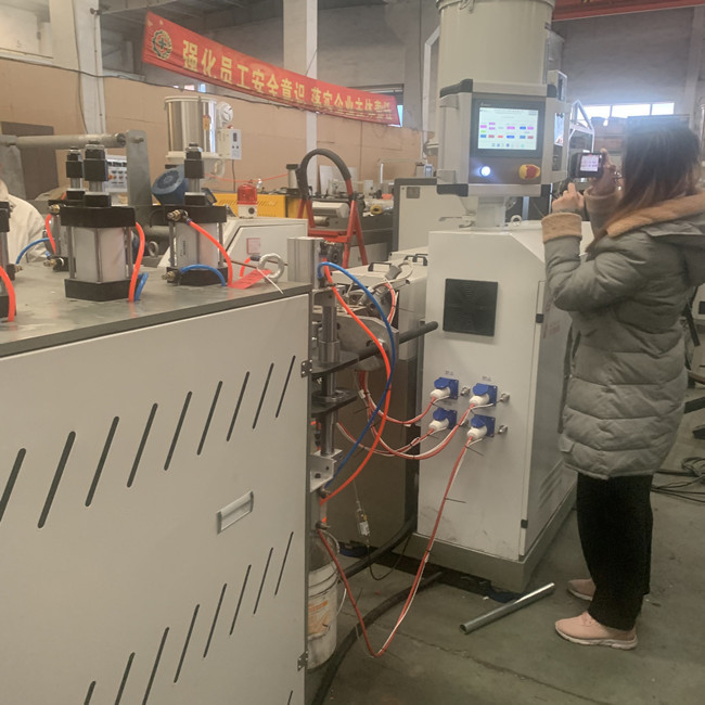 Alta cristalinidad POM Profile Extrusion Line termoplástico 5kg/H 2