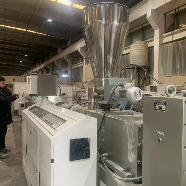 tipo que corta planetario del diámetro del tornillo de la máquina 65m m del tubo del PVC 50kg/H 3